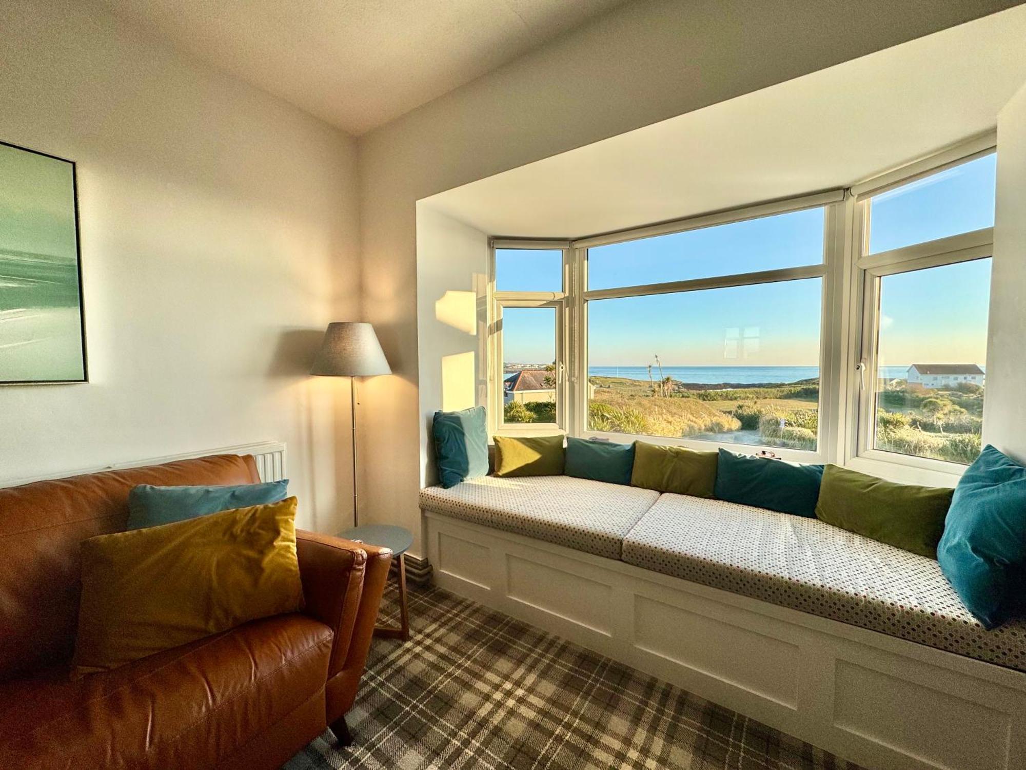 Lagoon View - Sea View- Pet Friendly - 2 Bed Apt - En-Suite Trearddur Dış mekan fotoğraf
