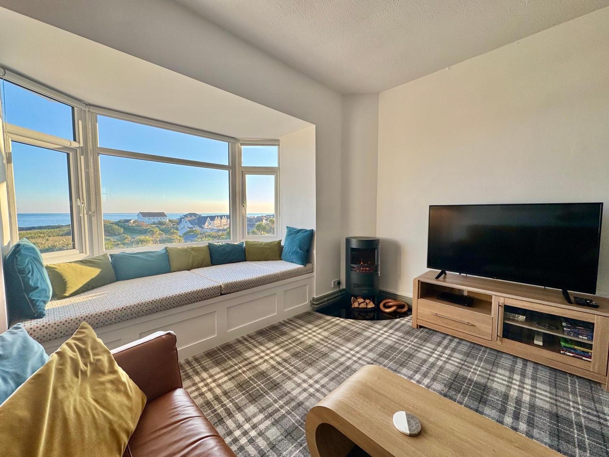Lagoon View - Sea View- Pet Friendly - 2 Bed Apt - En-Suite Trearddur Dış mekan fotoğraf